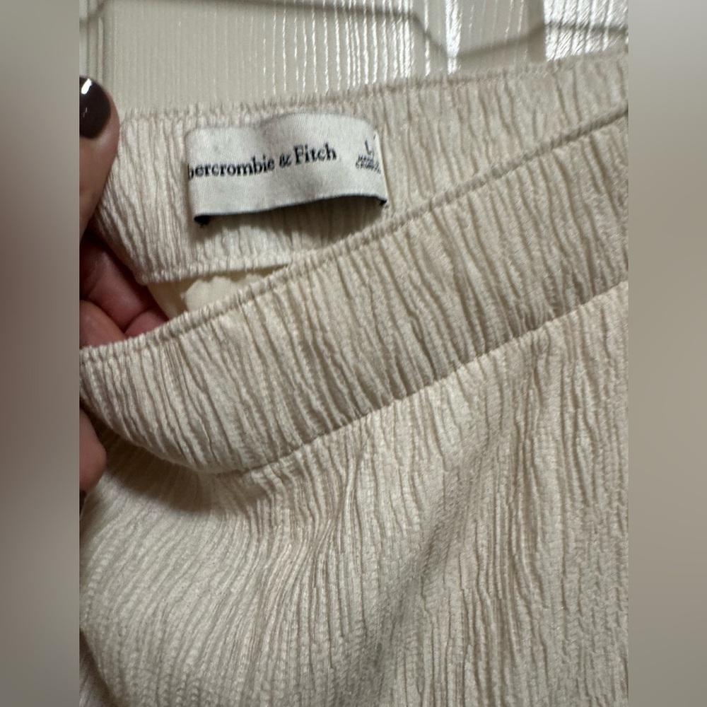 Abercrombie & Fitch Off-White Wide-Leg Pants - Picture 9 of 16